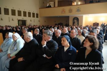 Конгрегація духовенства і богопосвячених осіб у Львові-Брюховичах. title=